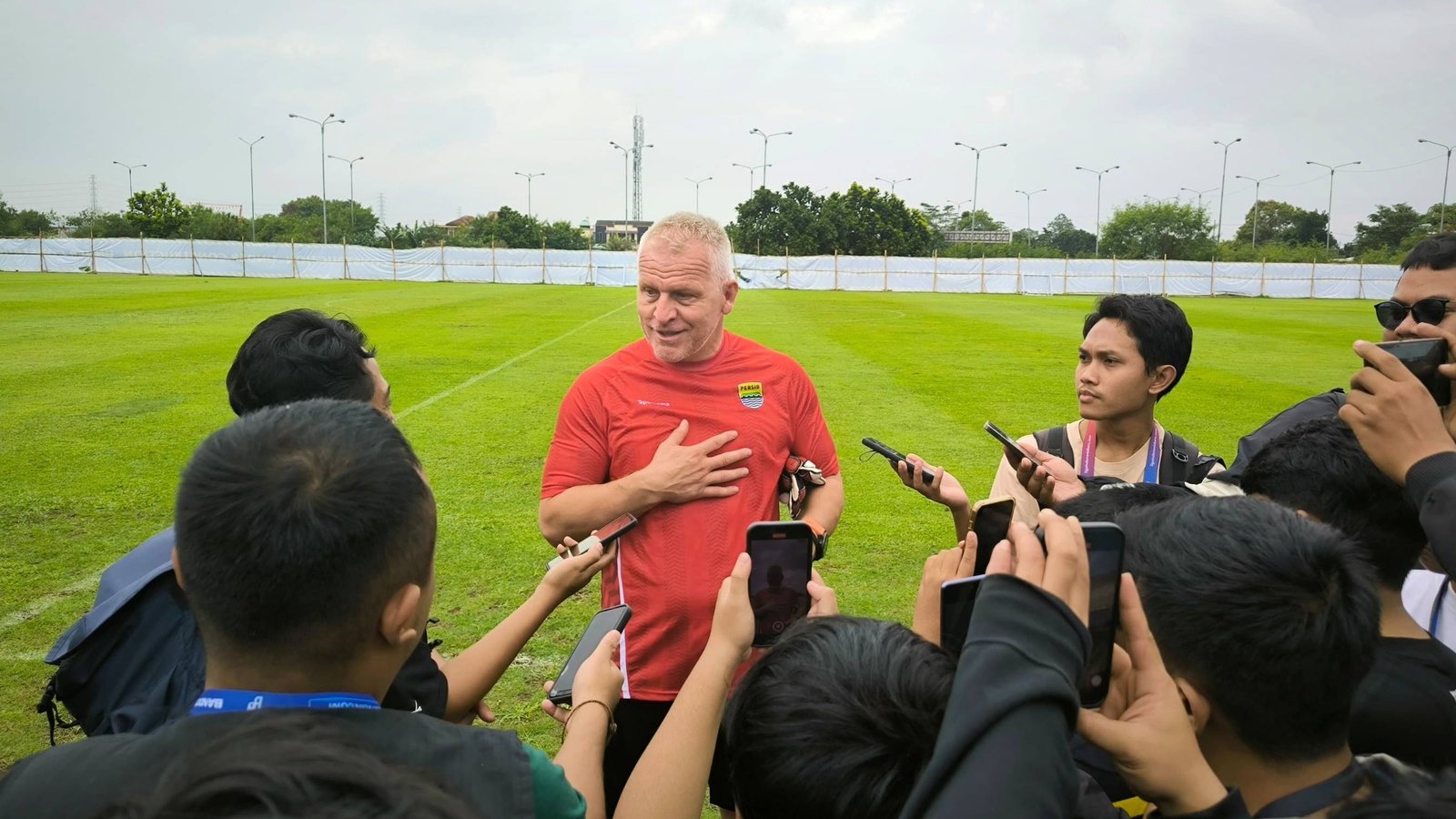 Mario Jozic Soroti Kualitas Kiper Persib Pada Sesi Latihan